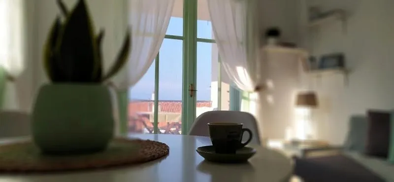 Paperboat Apartment Áfitos 0*,